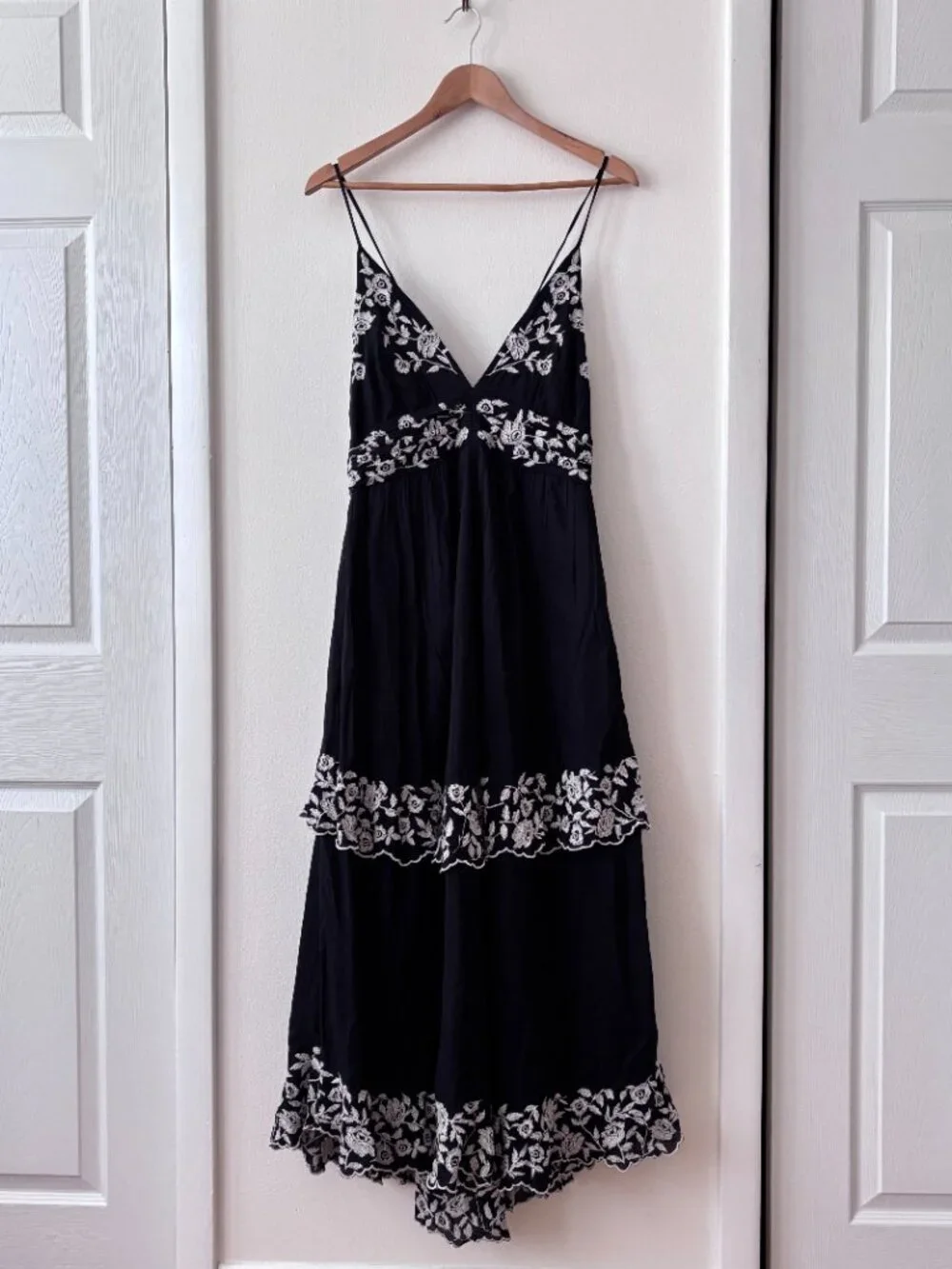 Abercrombie & Fitch Tiered Ruffle Maxi Dress in Black